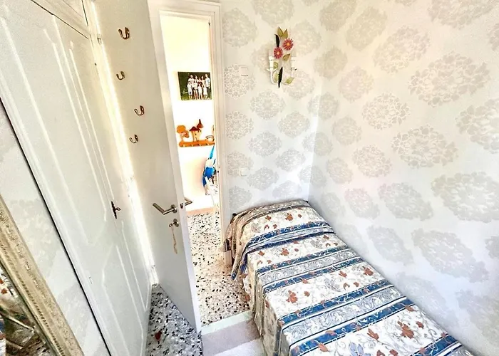 Edith - Stupenda Con Terrazzo Vista Mare E Inclusa Numana