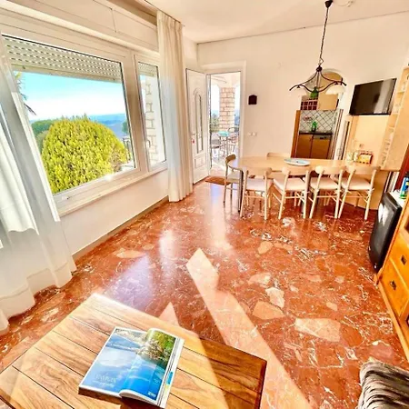 בית נופש Edith - Stupenda Con Terrazzo Vista Mare E Inclusa *