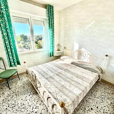 Edith - Stupenda Con Terrazzo Vista Mare E Inclusa בית נופש