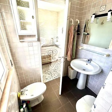 Edith - Stupenda Con Terrazzo Vista Mare E Inclusa בית נופש נומאנה