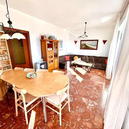 Edith - Stupenda Con Terrazzo Vista Mare E Inclusa בית נופש נומאנה